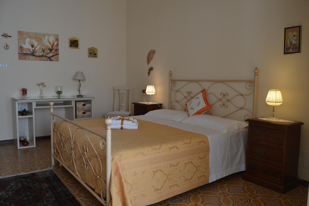 Bed & Breakfast Marena Sant'Agata Li Battiati Chambre photo